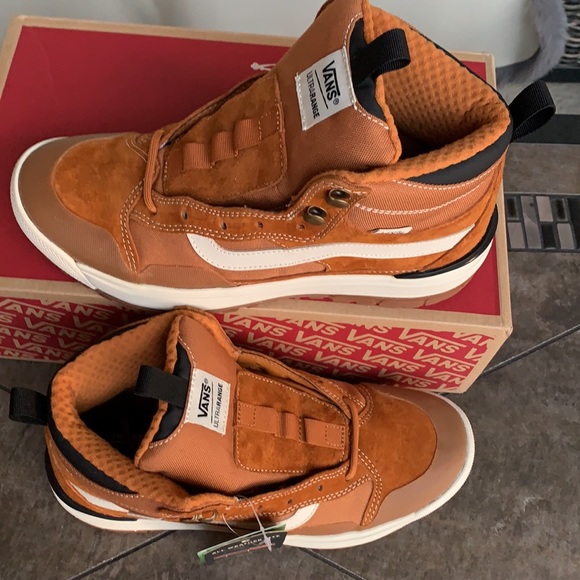 VANS ULTRARANGE EXO HI PUMPKIN SPICE MENS - Picture 4 of 16